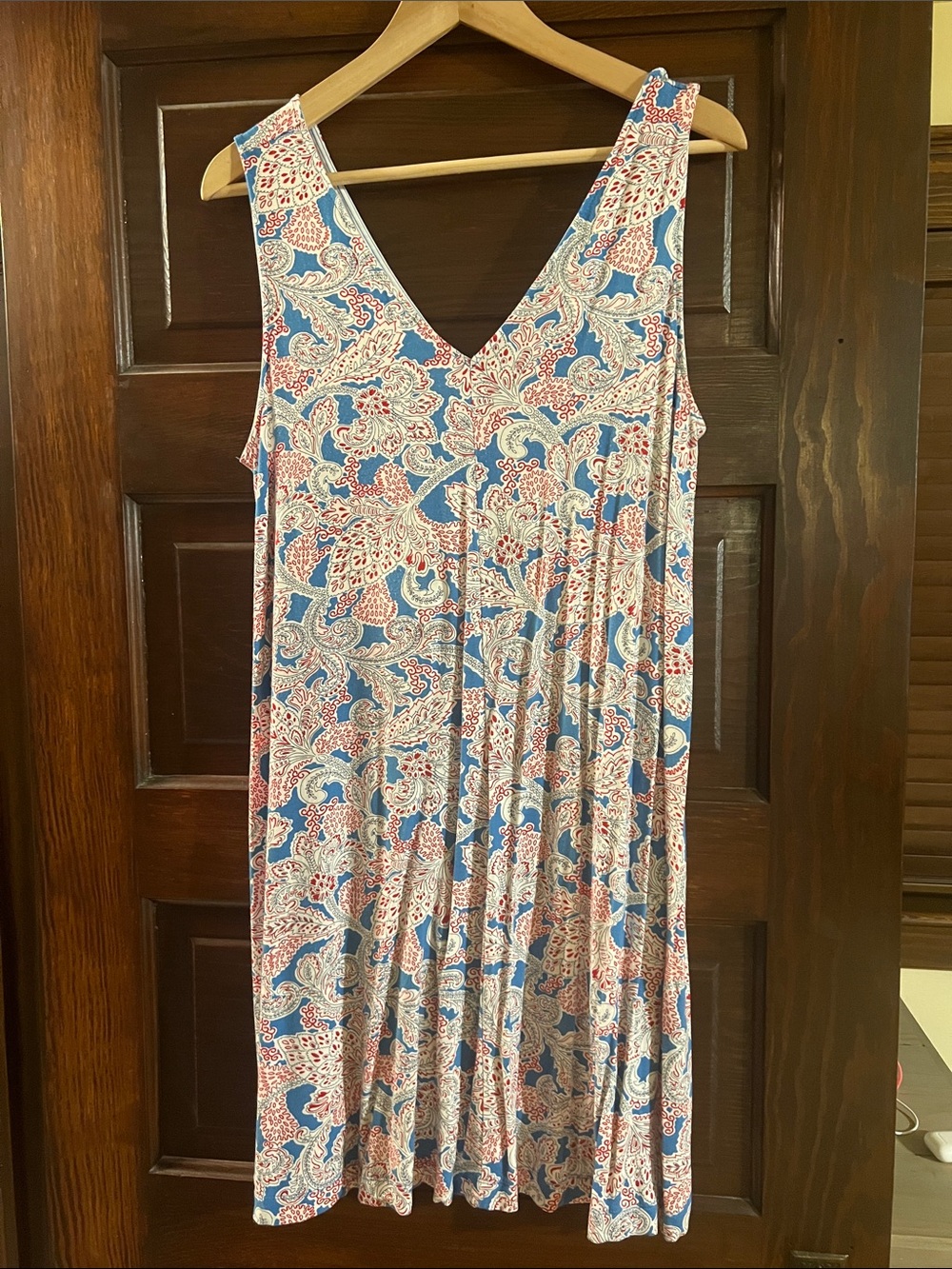 V-Neck Paisley Sleeveless Midi Dress